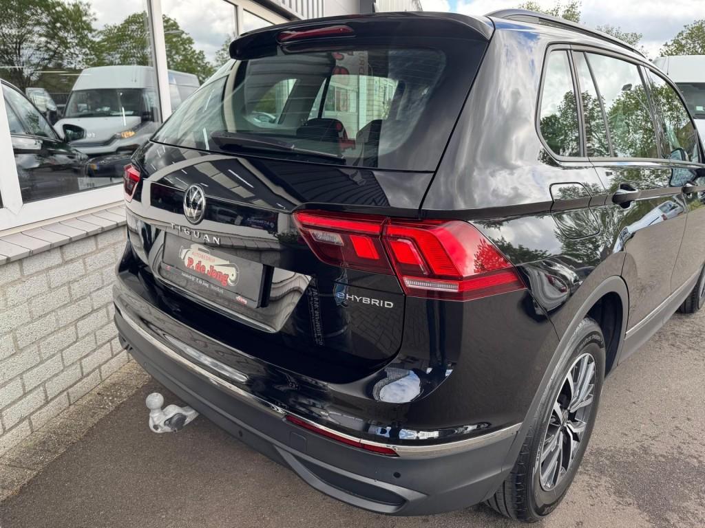 Volkswagen TIGUAN 1.4 TSI eHybrid Trekhaak Massage Stoelverw, Gebruikt, USB, 4 cilinders, Zwart