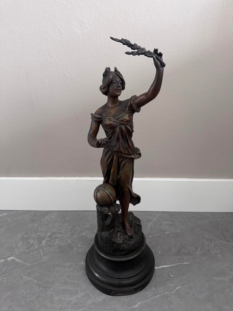 Bronzen beeld 'La Science' door Auguste Moreau, Antiek en Kunst, Ophalen, Brons, Beeld, Bruin