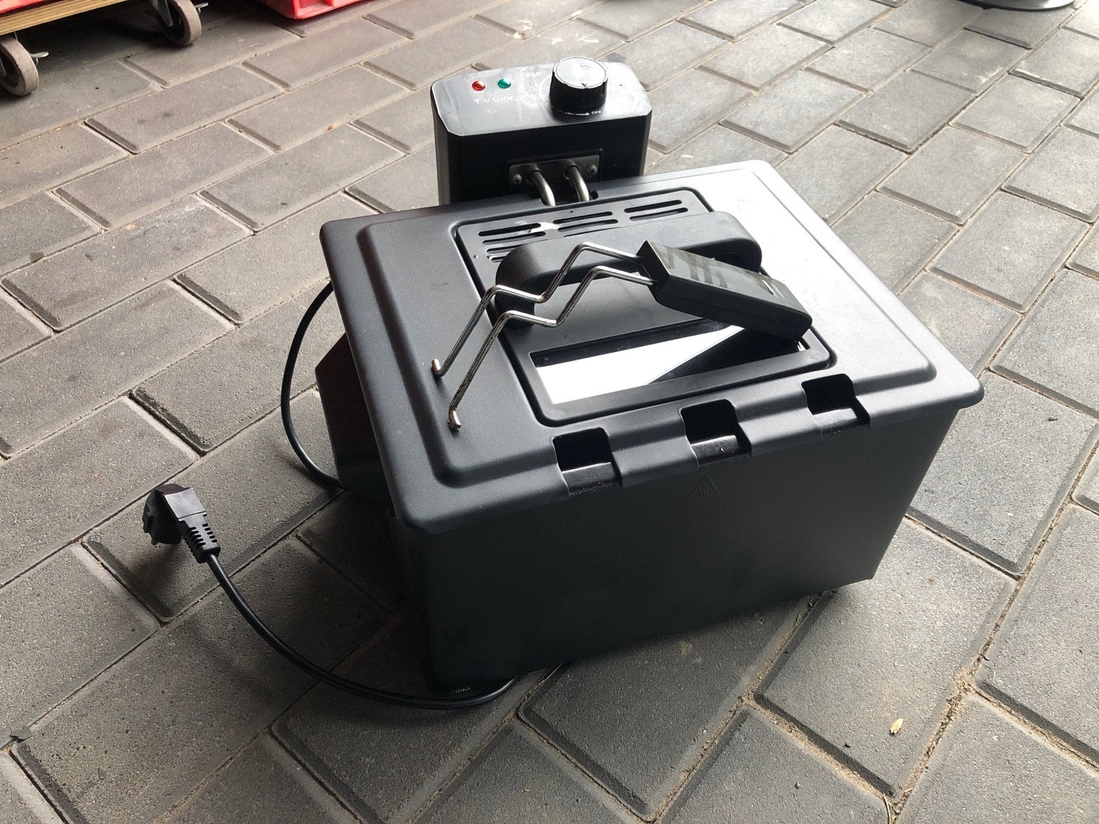 Frituurpan - Compact en Efficiënt, 2 tot 3 liter, Ophalen of Verzenden, Gebruikt, Uitneembare binnenpan