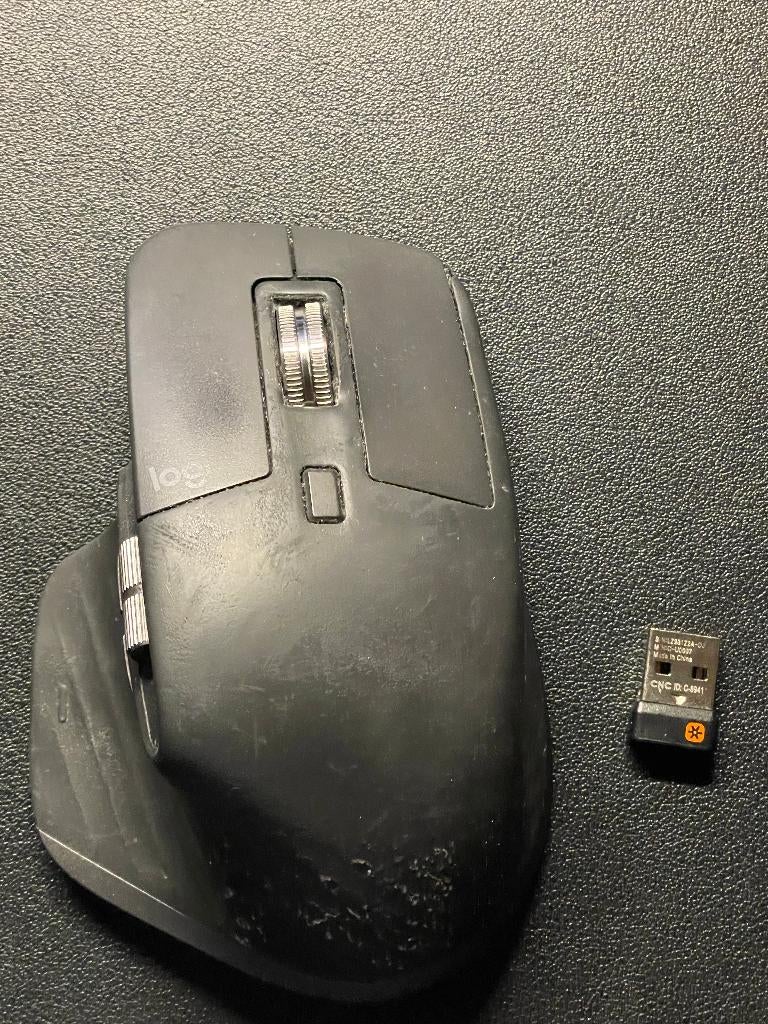 Logitech MX Master 3 | Gebruikt | Werkt perfect, Rechtshandig, Muis, Gebruikt, Ergonomisch