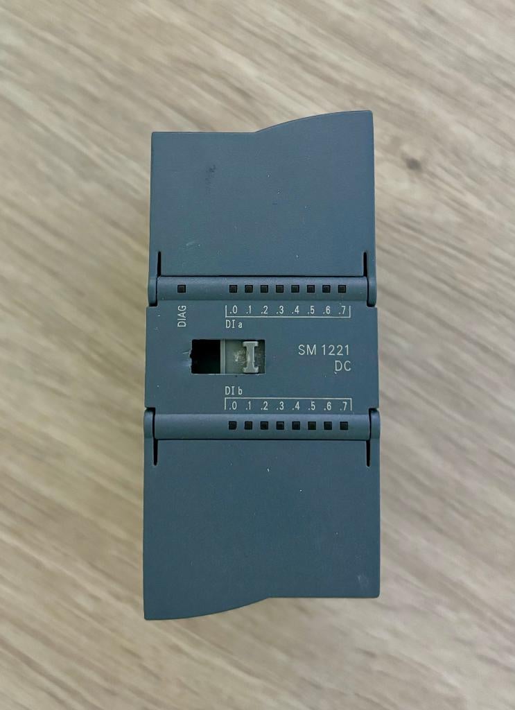 SIEMENS - Simatic - SM 1221 DC - 16x DI 24 VDC - S7-1200, Ophalen of Verzenden, Zo goed als nieuw