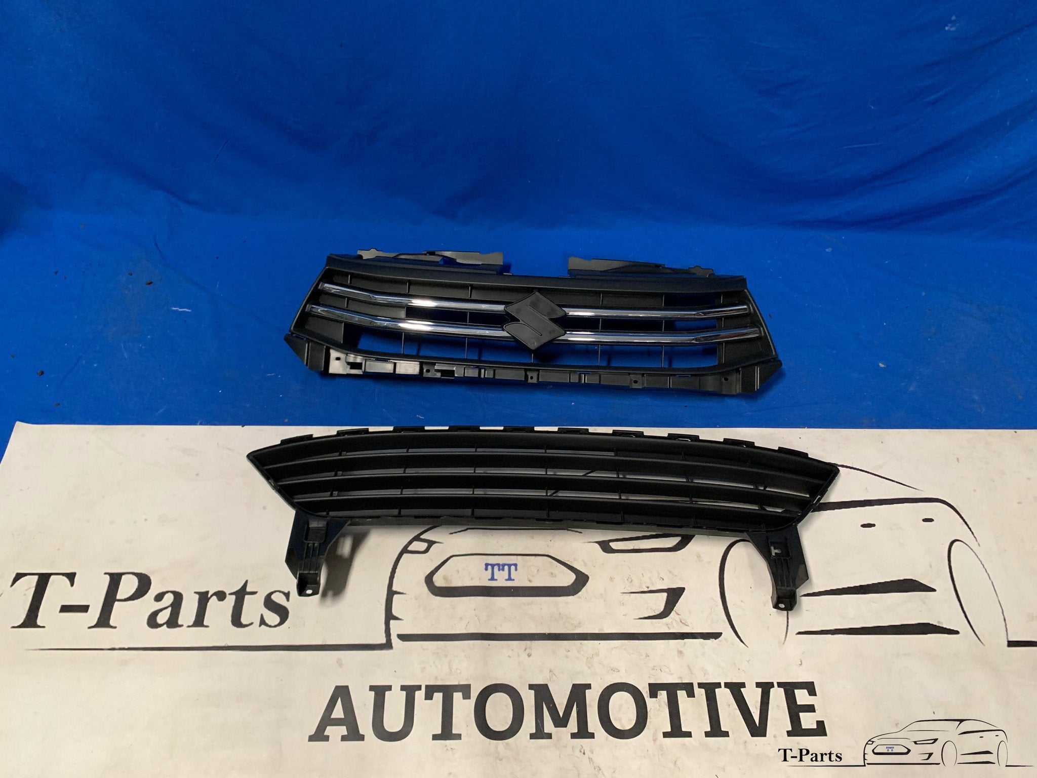 Suzuki celerio Voorbumper grille NIEUW bumper rooster Gril c, Auto-onderdelen, Carrosserie en Plaatwerk, Info@fabrikant.eu, Ophalen of Verzenden