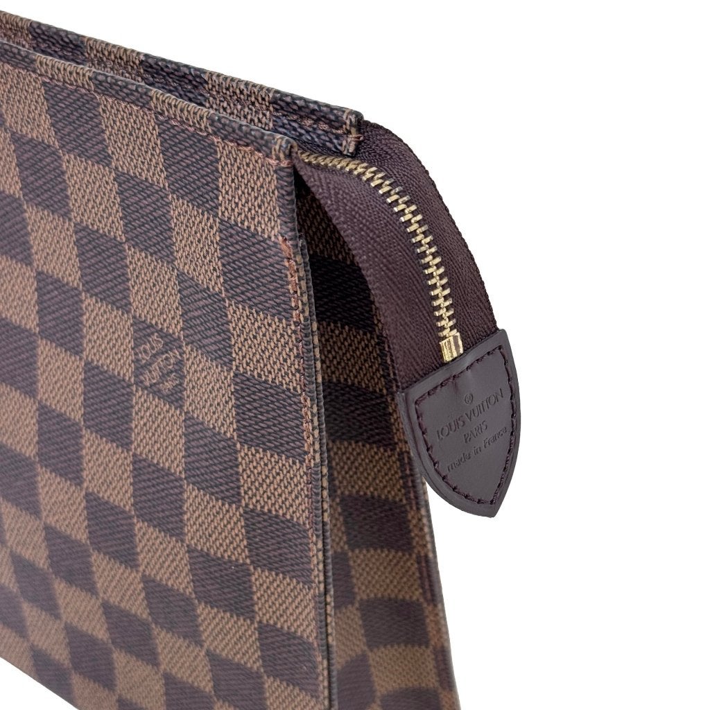 Louis Vuitton toiletry 26 cosmetic pouch toilettas make-up image 5