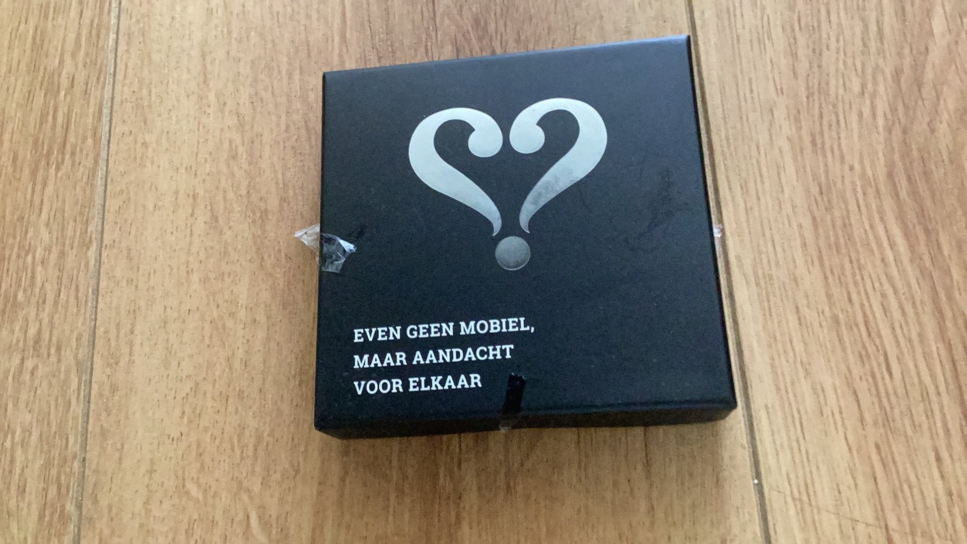 Vertellis: Het spel voor diepgaande gesprekken, Drie of vier spelers, Ophalen of Verzenden, Zo goed als nieuw