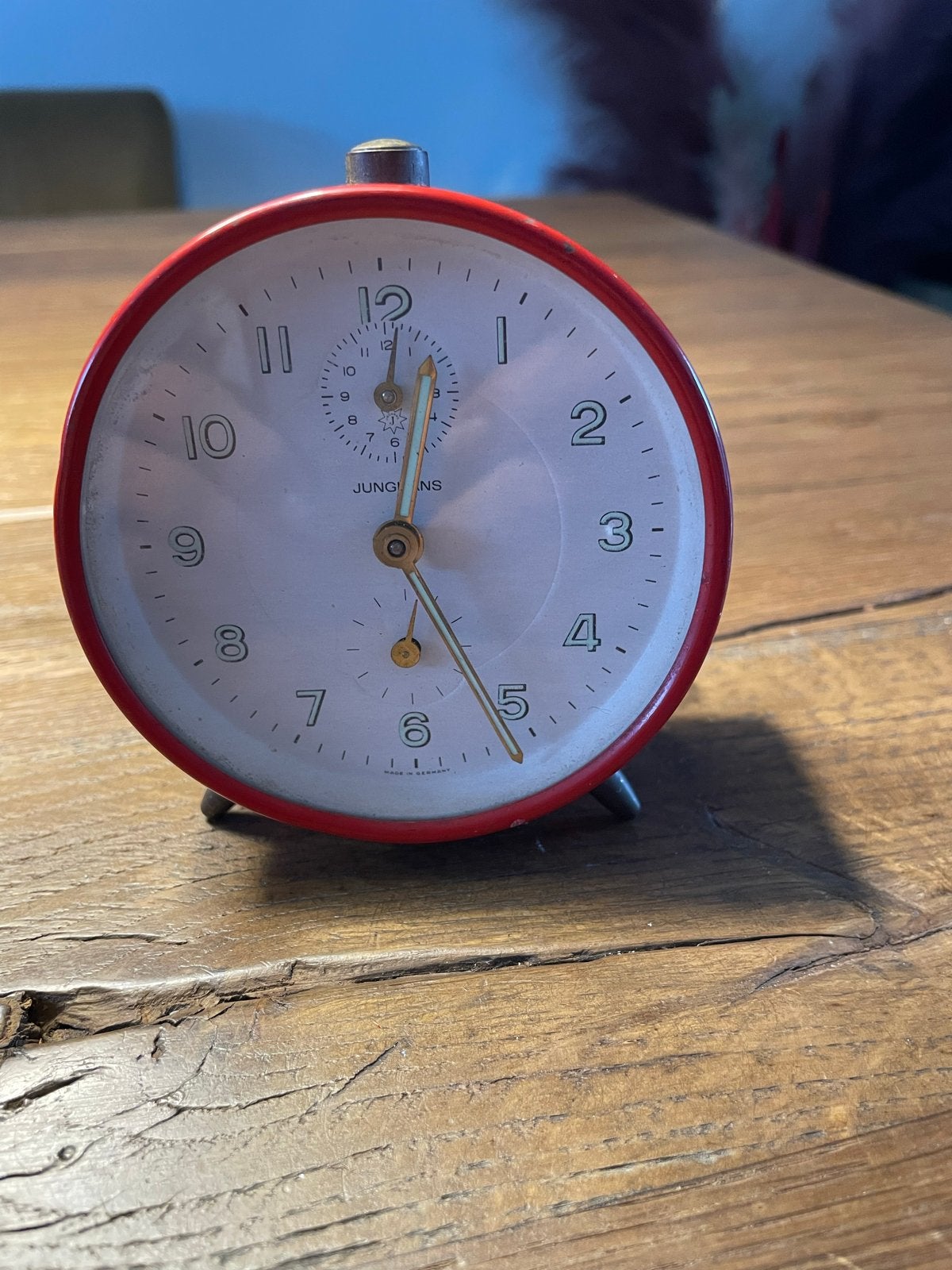 Vintage Junghans Wekker Jaren '70 - Rood, Mechanisch, Antiek en Kunst, Antiek | Klokken, Verzenden
