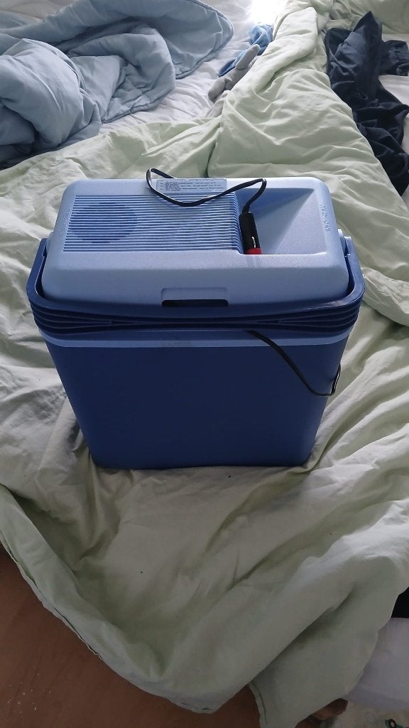 Elektrische koelbox 12V - Ideaal voor onderweg!, Caravans en Kamperen, Kampeeraccessoires, Ophalen, Gebruikt