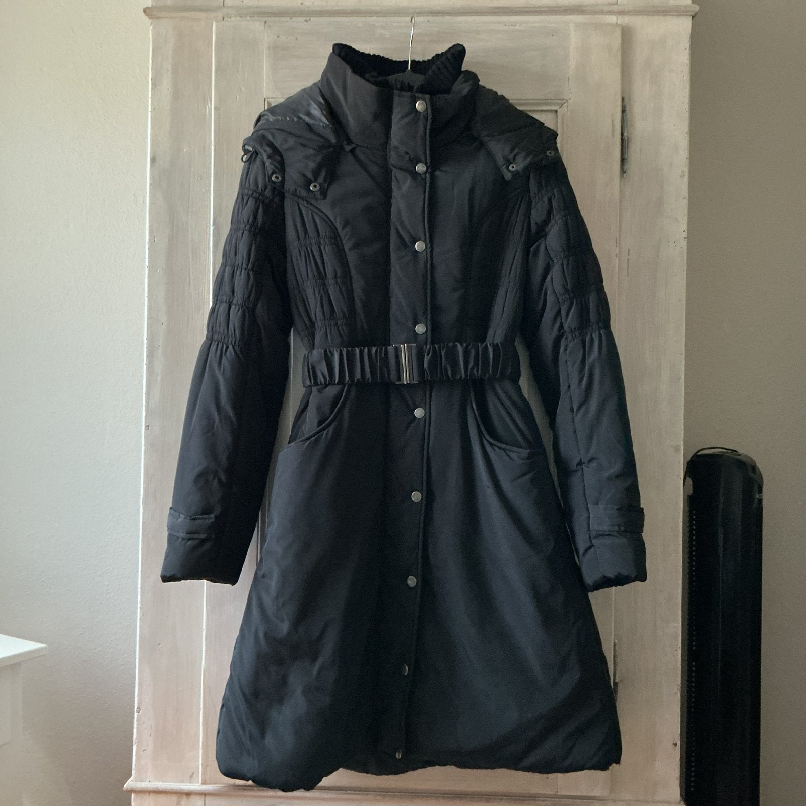 PRACHTIGE NIEUWE WINTERJAS  🧥  SUPER MOOI !!, Kleding | Dames, Jassen | Winter, Ophalen of Verzenden, Nieuw, Maat 38/40 (M), Zwart