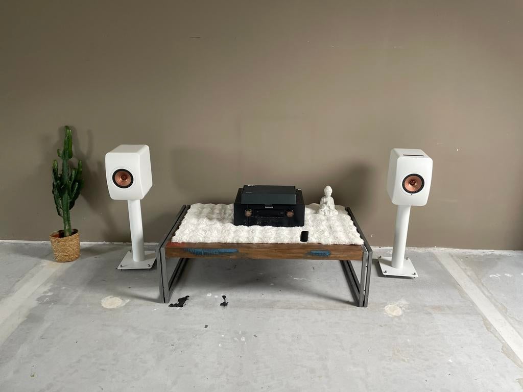 Kef LS50 Wireless inclusief stands, Audio, Tv en Foto, Luidsprekers, Zo goed als nieuw, 60 tot 120 watt, Front, Rear of Stereo speakers