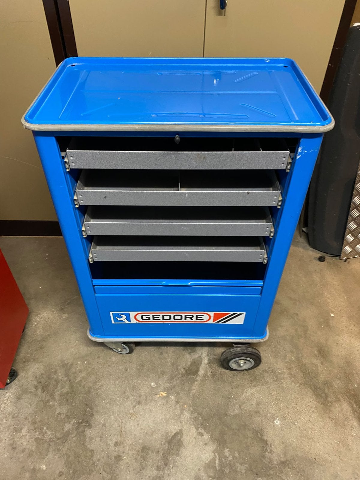Gerode gereedschapswagen, Ophalen, Gebruikt