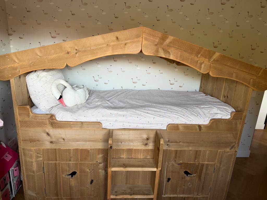 Saartje Prum bed ( moet snel weg!), Kinderen en Baby's, Kinderkamer | Stapelbedden en Hoogslapers, Ophalen, Gebruikt, Halfhoogslaper