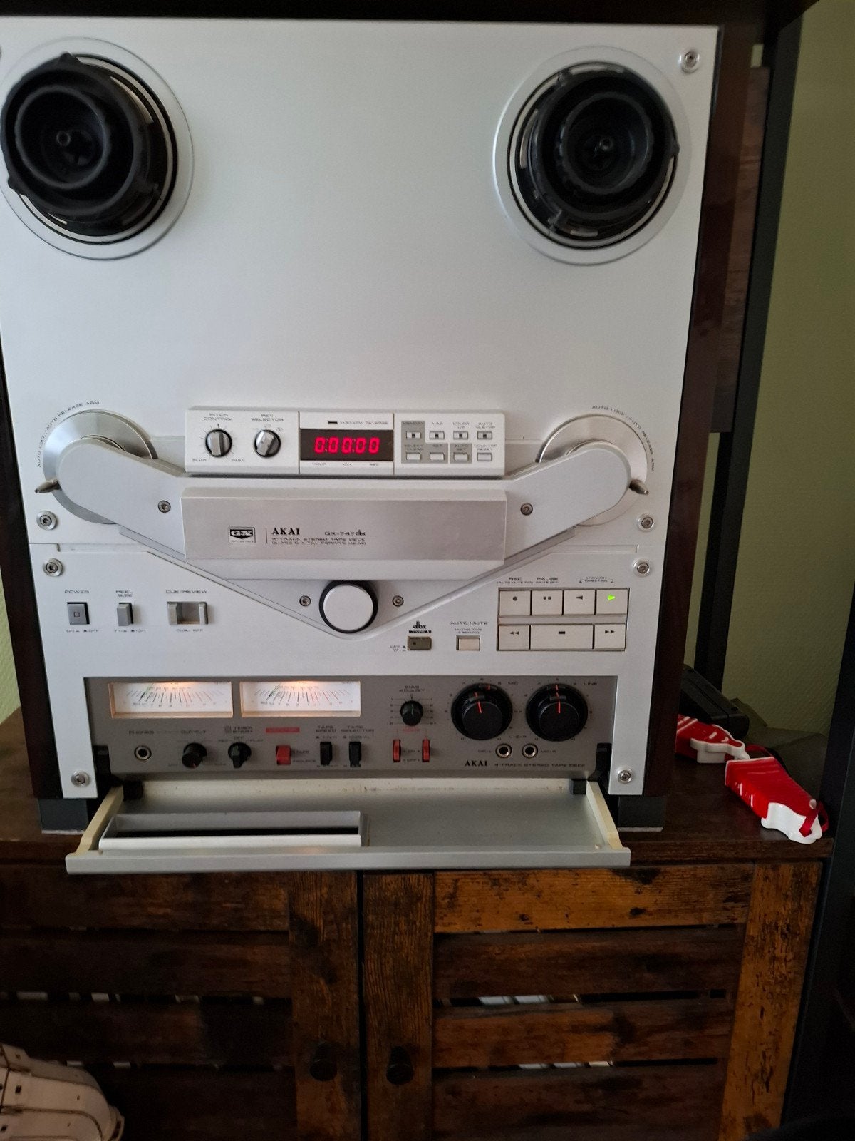 Akai 747dbx, Ophalen, Bandrecorder, Met stofkap