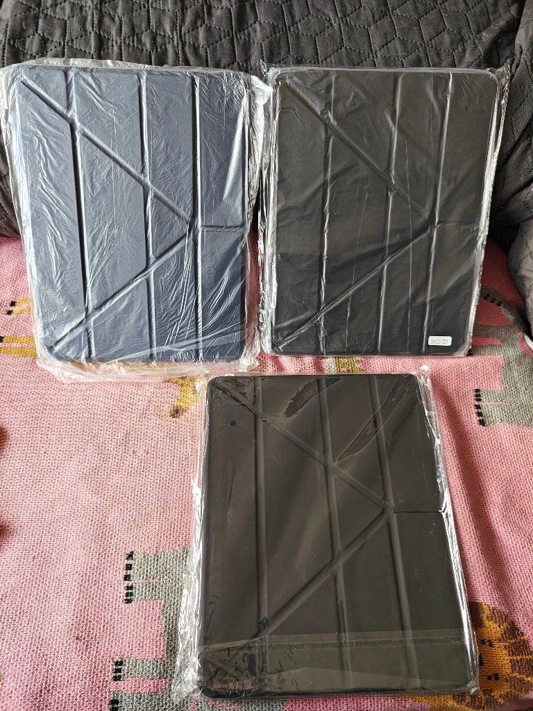 3 hoezen voor iPad Pro 12.9 - nieuwe set, Ophalen of Verzenden, Nieuw, 12 inch, Bescherming voor- en achterkant