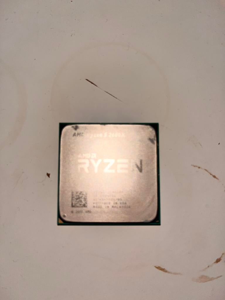 Amd R5 2600x, Computers en Software, Processors, Ophalen of Verzenden, Zo goed als nieuw