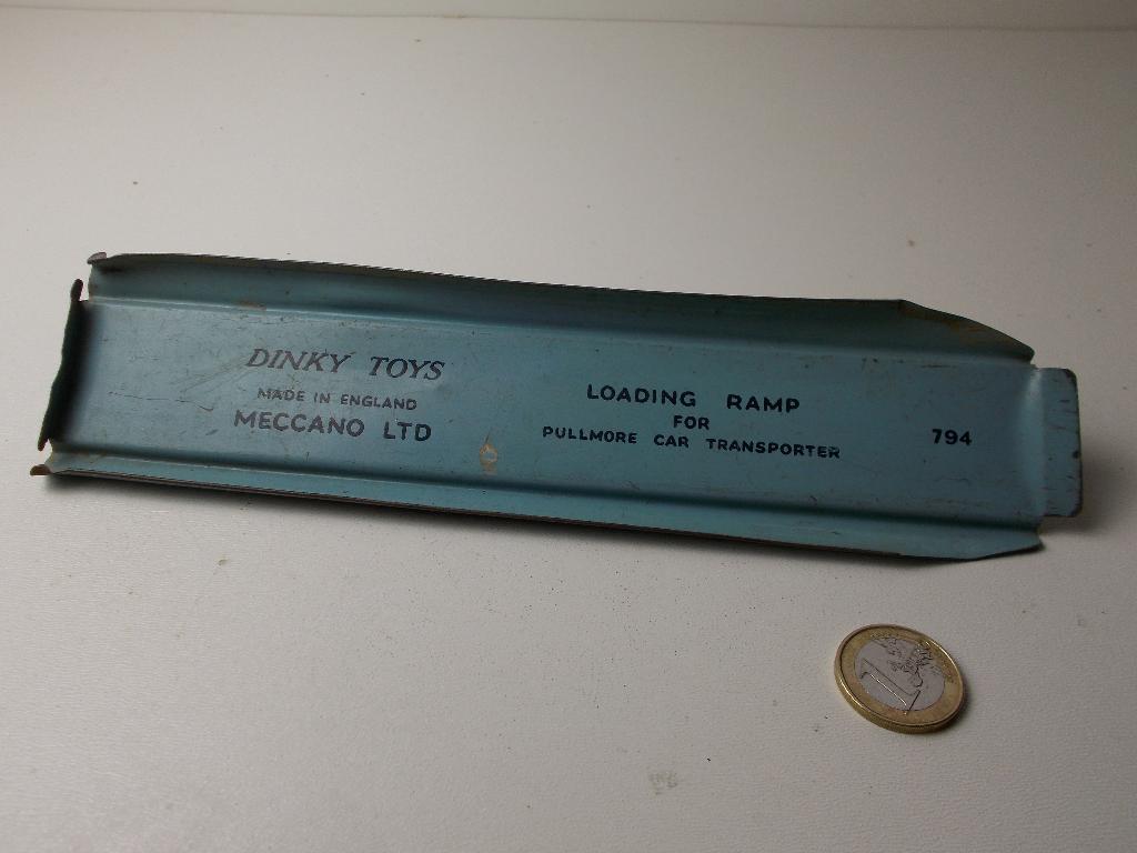 1955 Dinky Toys 794 LOADING RAMP PULLMORE CARTRANSPORTER (A)