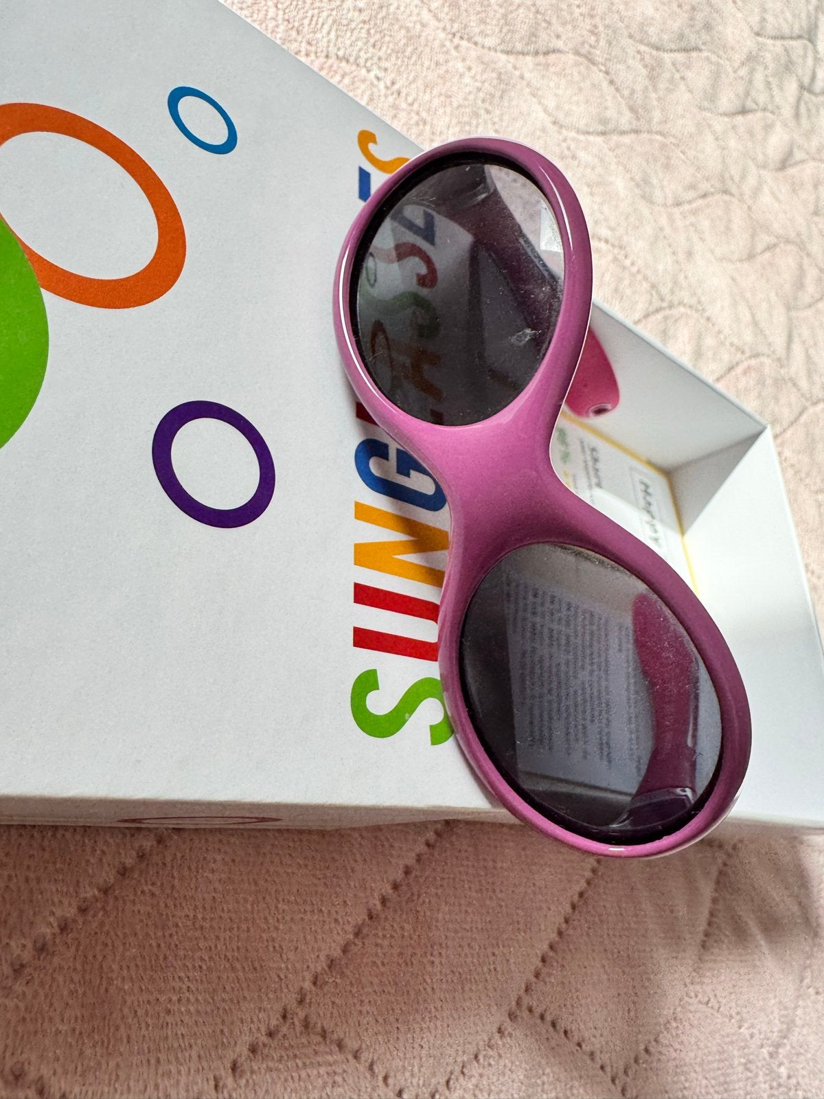 Roze baby zonnebril - Active Sol, Kinderen en Baby's, Overige Kinderen en Baby's, Ophalen of Verzenden, Zo goed als nieuw