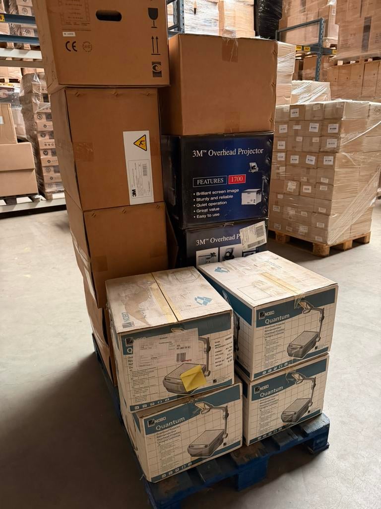 Partij 7 overhead projectors Nobo 3M, Ophalen, Nieuw