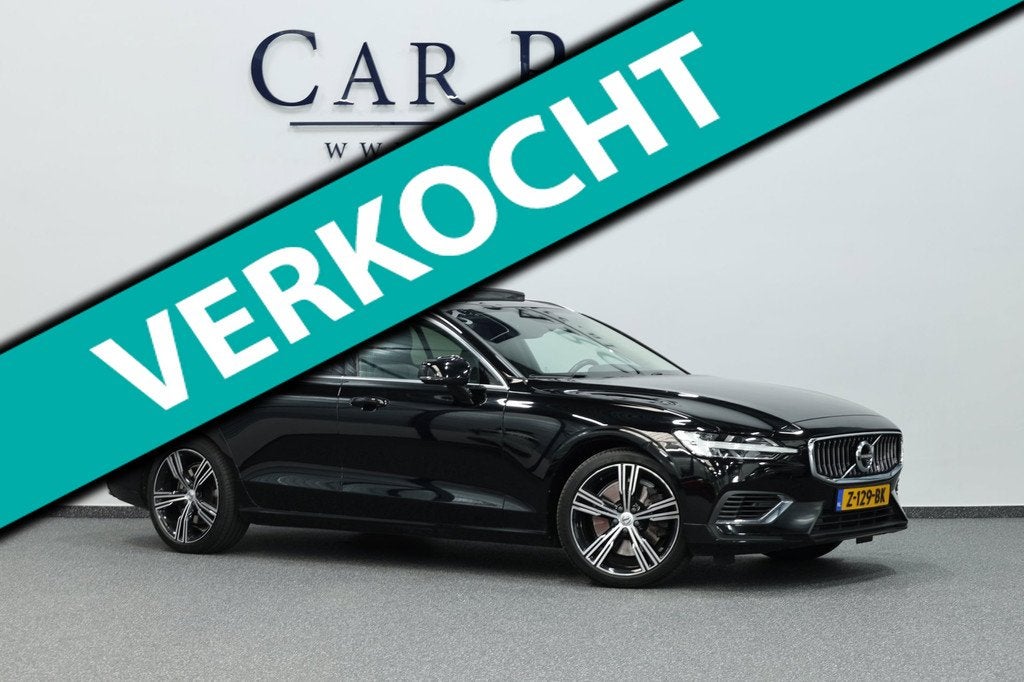 Volvo V60 2.0 T8 Twin Engine AWD R-Design BTW/LED/VIRTUAL/PA, Auto's, Gebruikt, Euro 6, Zwart, Vierwielaandrijving