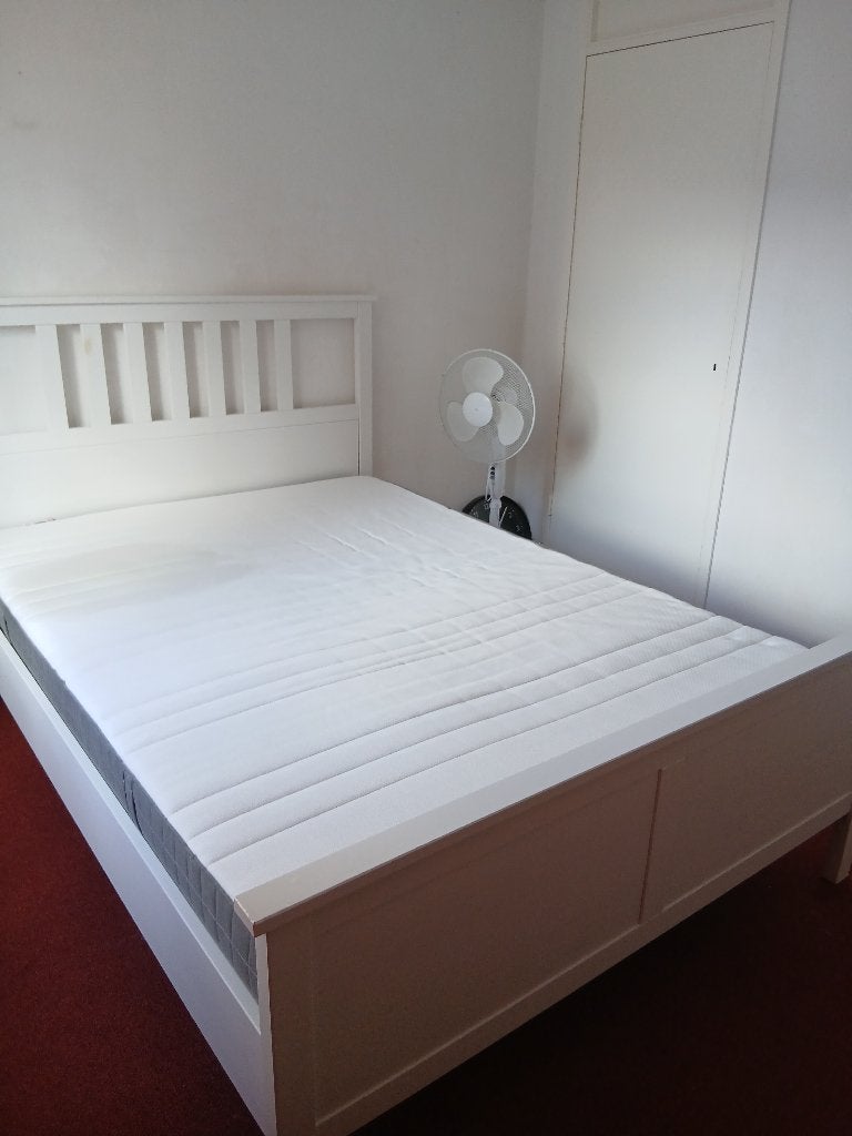 Ikea bed complete incl matras 140x200cm €150, Ophalen, Wit, Tweepersoons, 140 cm