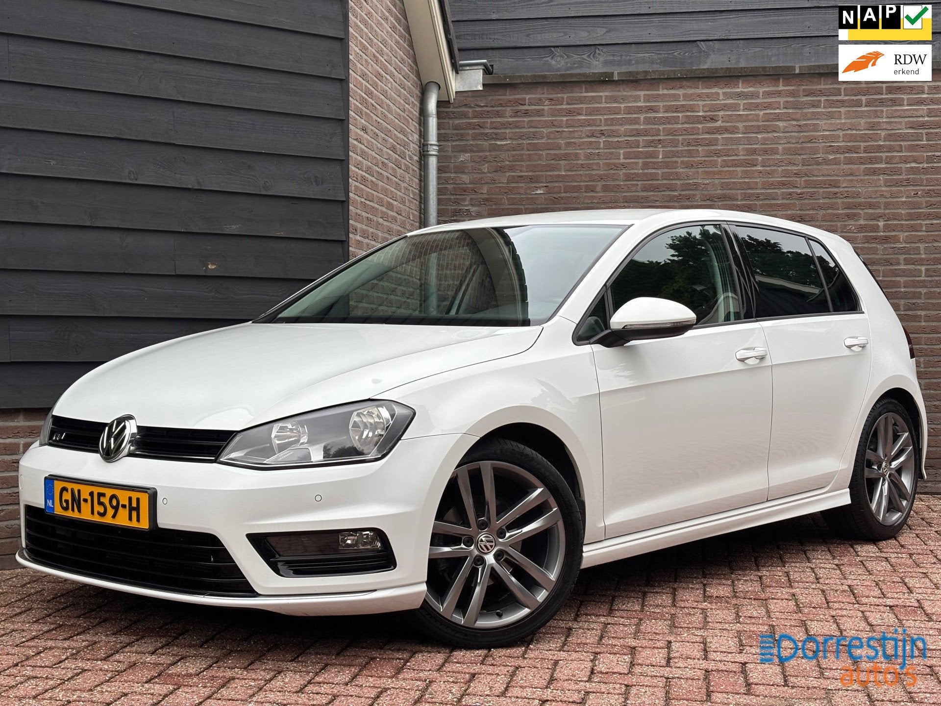 Volkswagen Golf 1.2 TSI Business Edition R | Trekhaak | Came, Auto's, Voorwielaandrijving, Euro 5, Gebruikt, Zwart