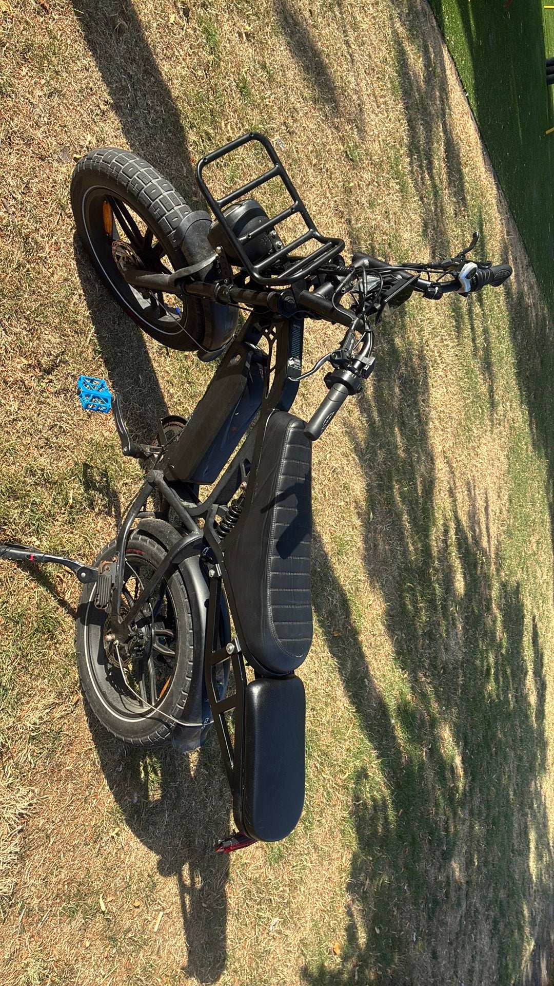 V20 pro fatbike, Fietsen en Brommers, Brommers | Derbi, Ophalen of Verzenden, Zo goed als nieuw