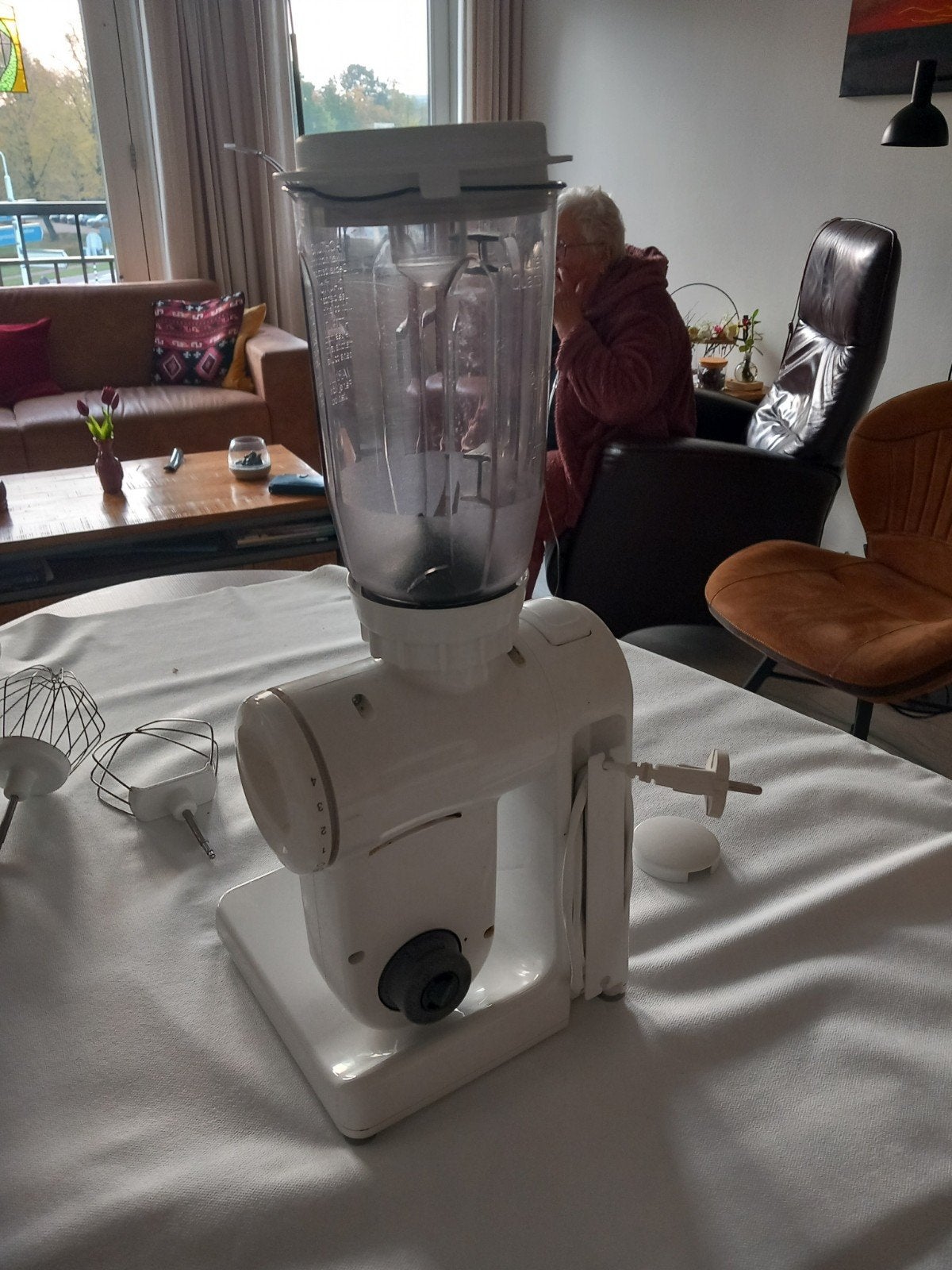 Bosch Keukenmachine met Blender en Roestvrijstalen Kom, 1 tot 2 liter, Ophalen, Gebruikt, 3 snelheden of meer