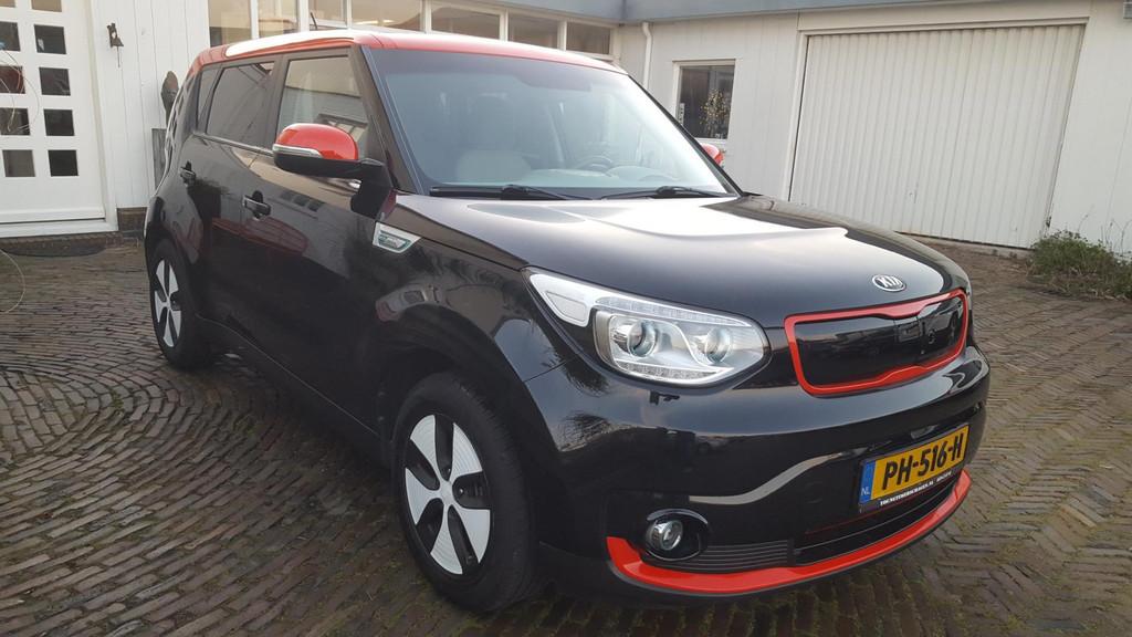 Kia Soul EV ExecutiveLine 27 kWh Prachtige 100 % Kia dealer, Auto's, Kia, Gebruikt, 1465 kg, Zwart, Origineel Nederlands