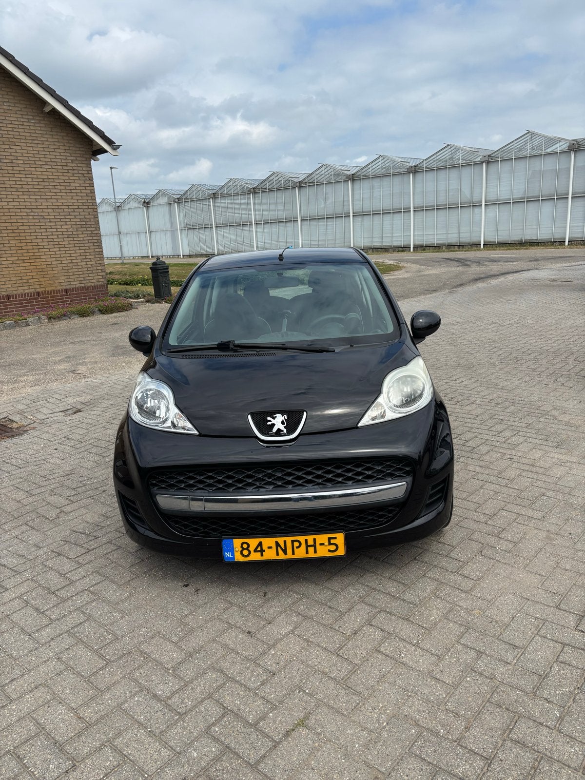Peugeot 107 1.0 12V E-vti 68PK 3DR 2010 Zwart, Voorwielaandrijving, 4 stoelen, Origineel Nederlands, Handgeschakeld