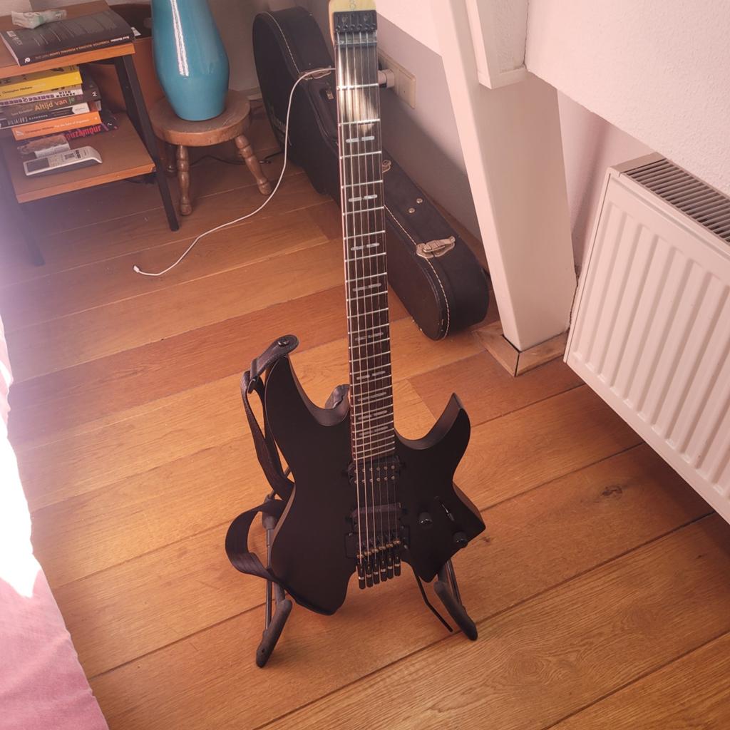 Sire Larry Carlton X6 Headless 6 Black Satin, Ophalen of Verzenden, Zo goed als nieuw, Solid body, Overige merken