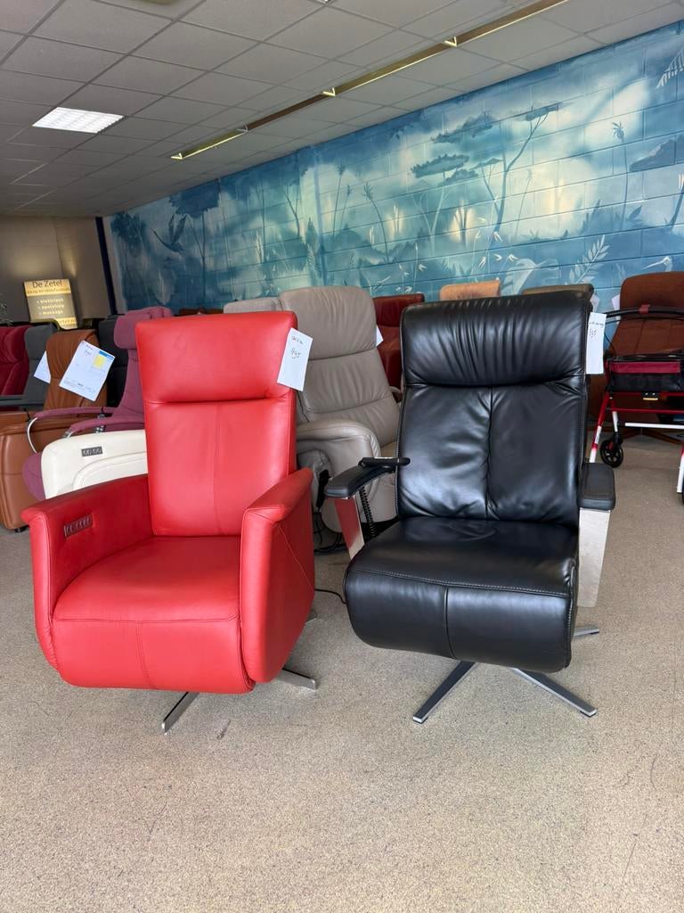 Tweedehands Velderhof outlet relaxfauteuils bezorgd/garantie