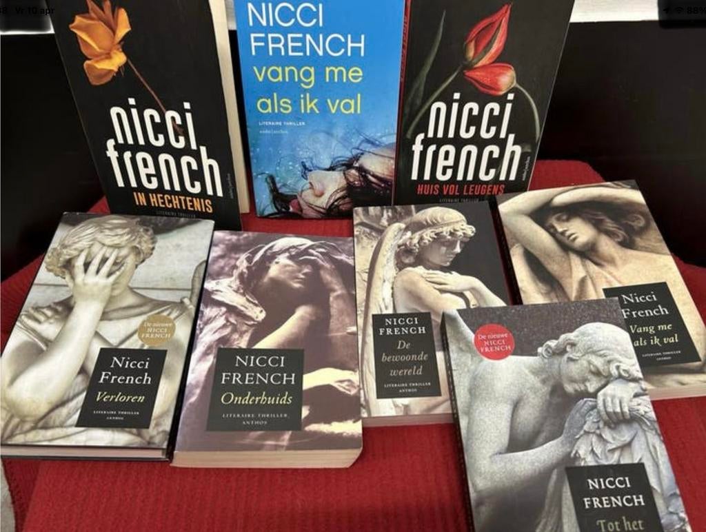 8 boeken van Nicci French bieden per stuk of als gehele set, Boeken, Ophalen of Verzenden, Zo goed als nieuw, Europa overig