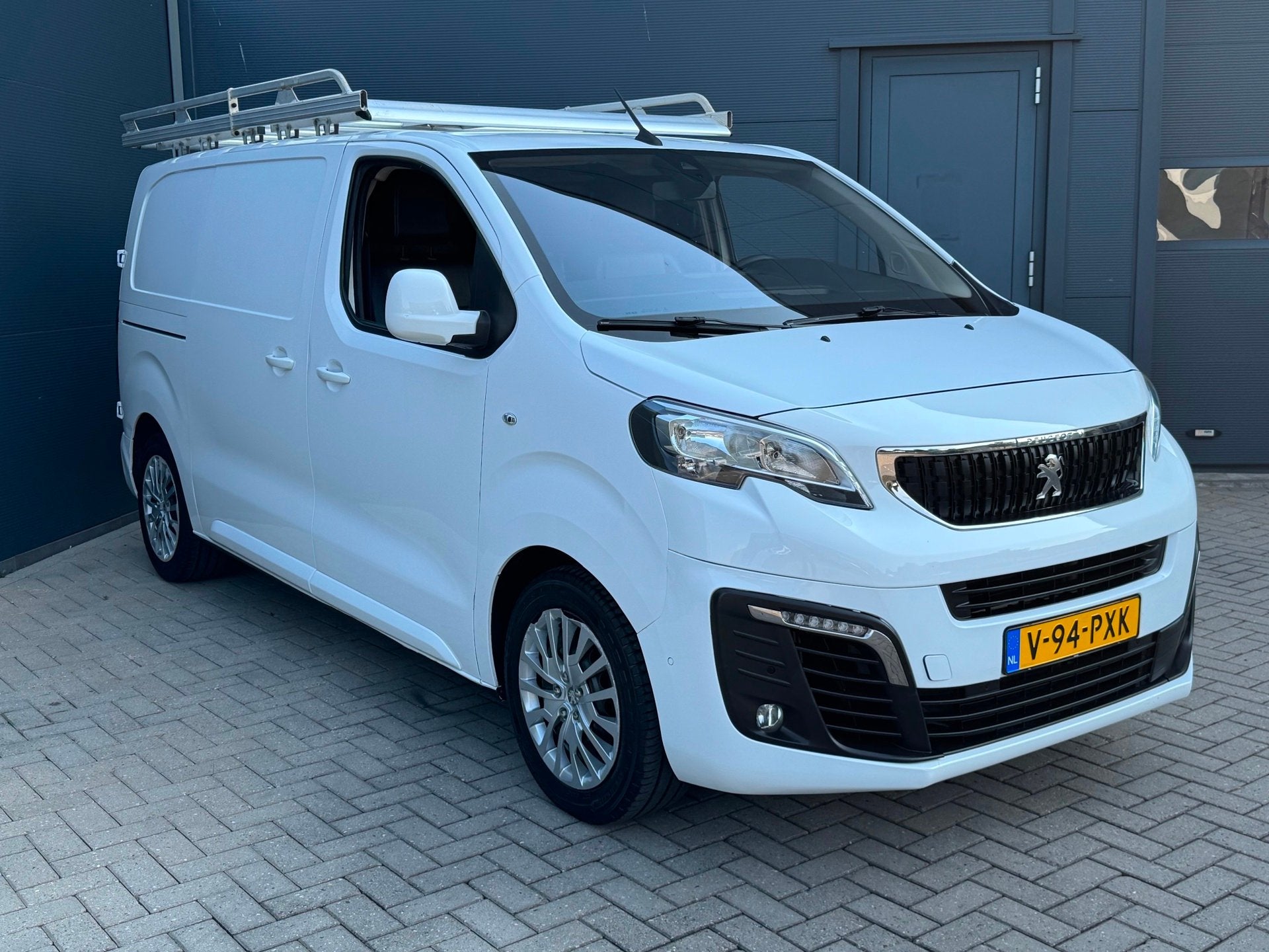 Peugeot EXPERT 1.5 BlueHDI / Lang / 360 / 2 X Zijdeur / Impe, Voorwielaandrijving, 1556 kg, 15 km/l, Euro 6