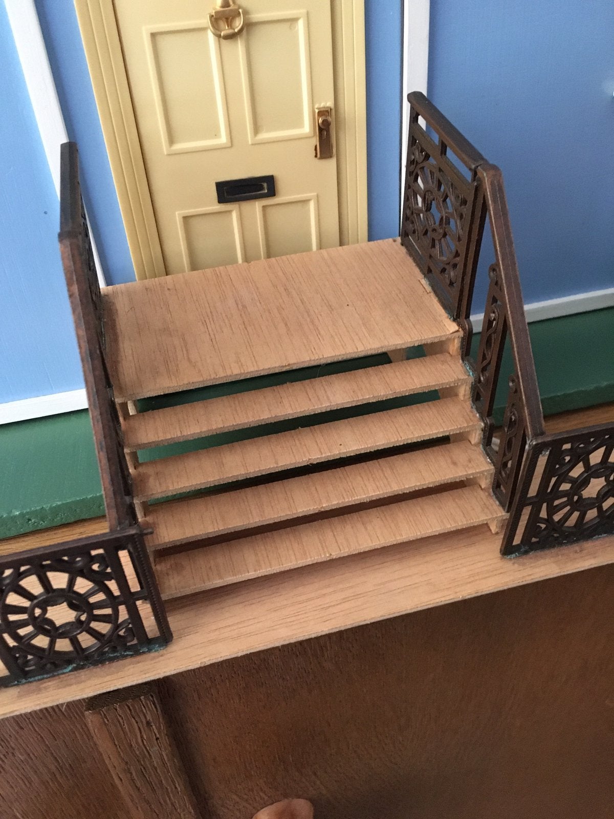 Poppenhuis trap Nieuw., Ophalen of Verzenden
