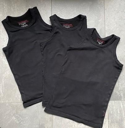 3 singlets van Vingino, maat 122/128 (qwe), Kinderen en Baby's, Kinderkleding | Maat 122, Nacht- of Onderkleding, Ophalen of Verzenden