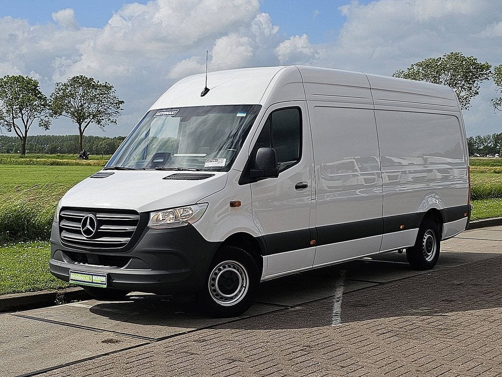 Mercedes-Benz Sprinter 317 Pro L3H2 2.8T-Trekhaak Mbux Navi, Auto's, Bestelauto's, Bedrijf, Te koop, ABS, Achteruitrijcamera, Airbags