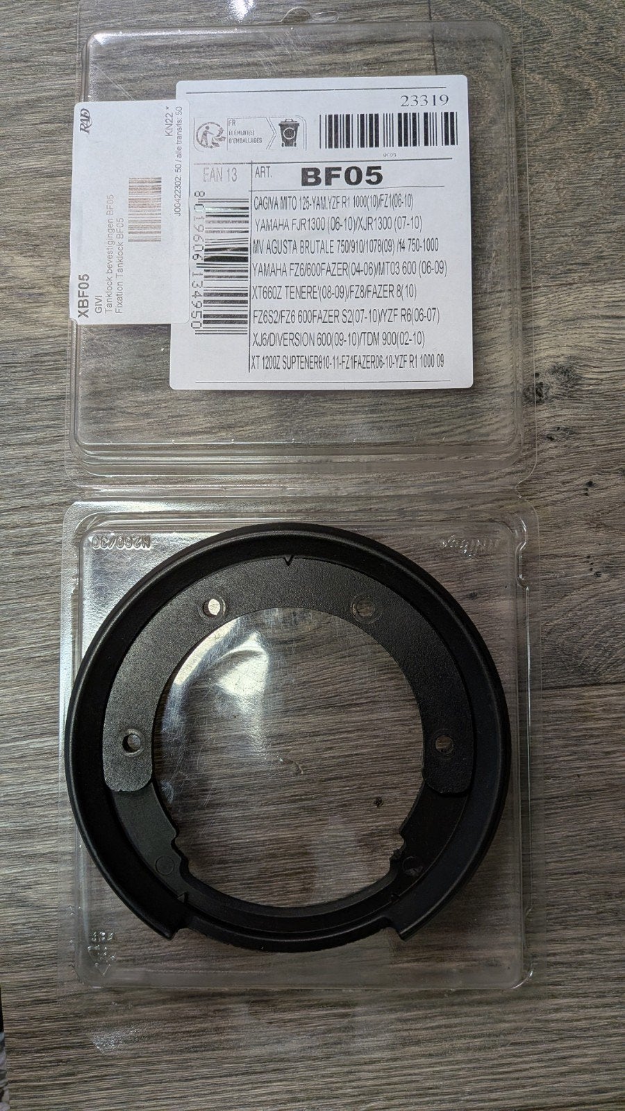 GIVI Tanklock Bevestiging BF05 voor diverse motoren, Motoren, Ophalen of Verzenden