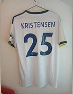 Leeds United Kristensen #25 – Gesigneerd shirt, Ophalen of Verzenden, Zo goed als nieuw, Shirt