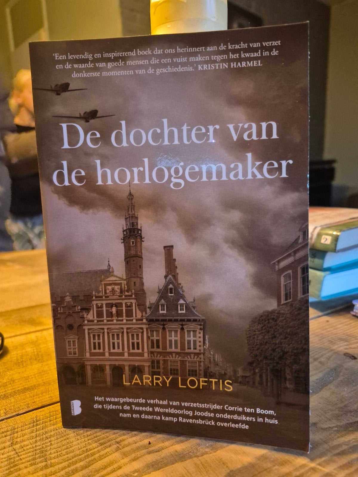 De dochter van de horlogemaker - Larry Loftis, Ophalen of Verzenden, Gelezen, Larry Loftis