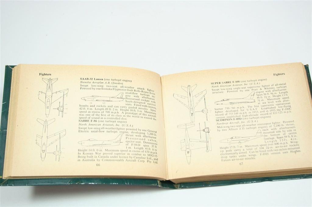 Vliegtuigen en de Lucht — Dumpy Book 1965 [EN], Verzamelen, Luchtvaart en Vliegtuigspotten, Gebruikt, Schaalmodel, -, -