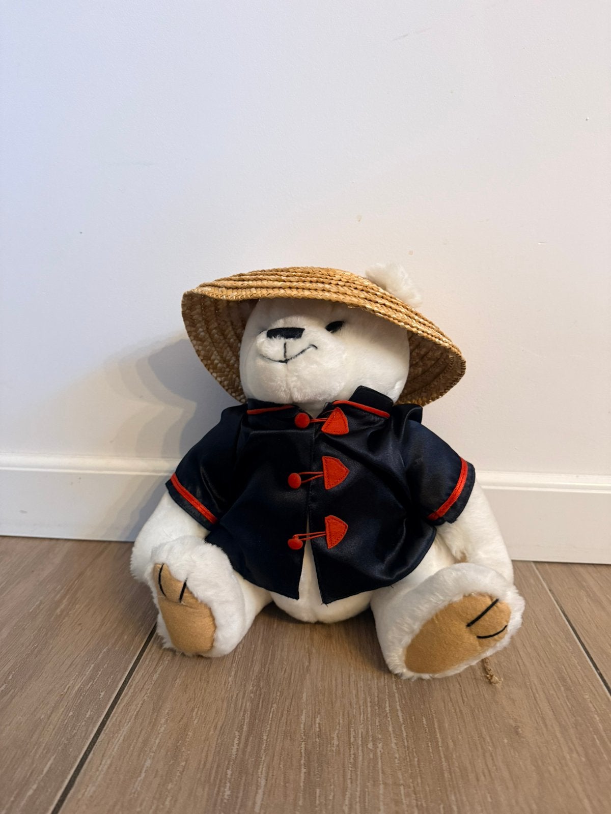 Vintage Aziatische TeddybeerBeren van de Wereld (Toy Parade), Ophalen of Verzenden, Zo goed als nieuw, Stoffen beer, Overige merken
