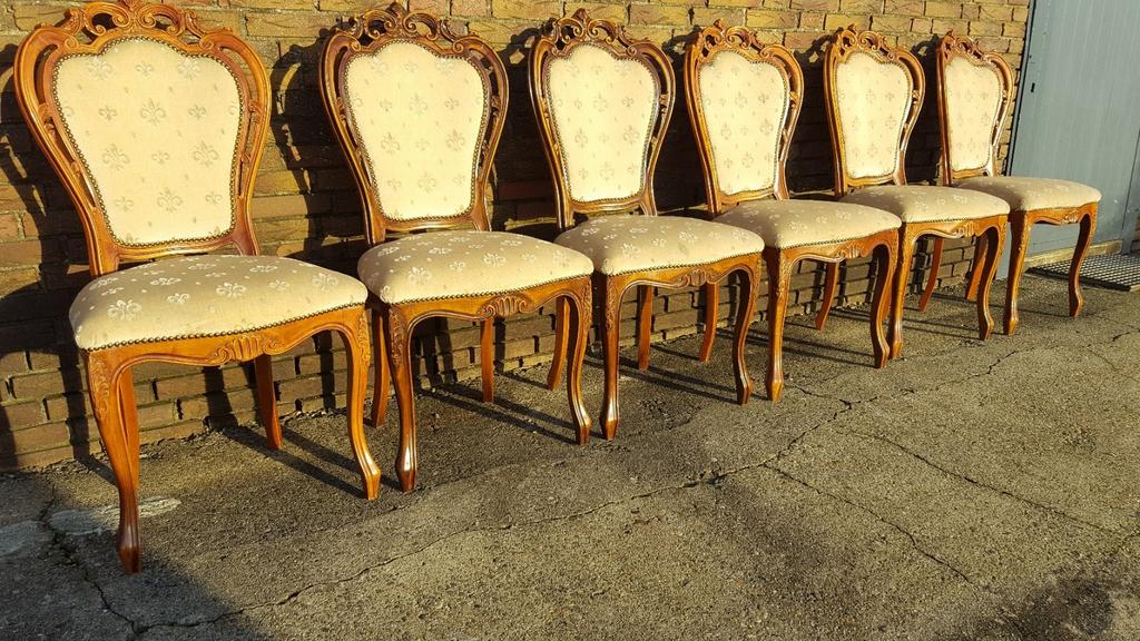 Barok eetkamers stoelen, Ophalen