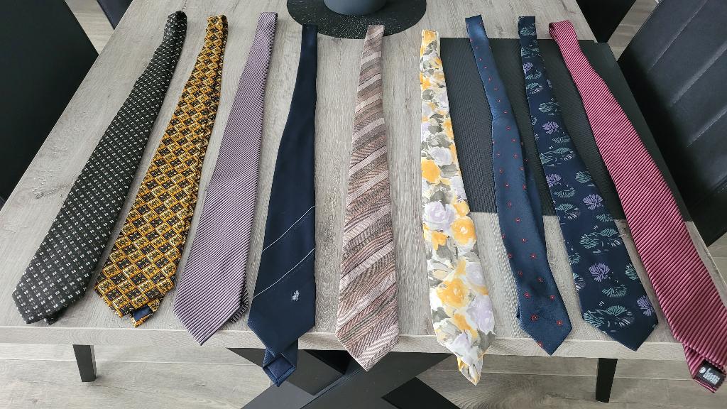 te koop 9 stropdassen, Kleding | Heren, Stropdassen, Ophalen of Verzenden, Zo goed als nieuw, Overige kleuren