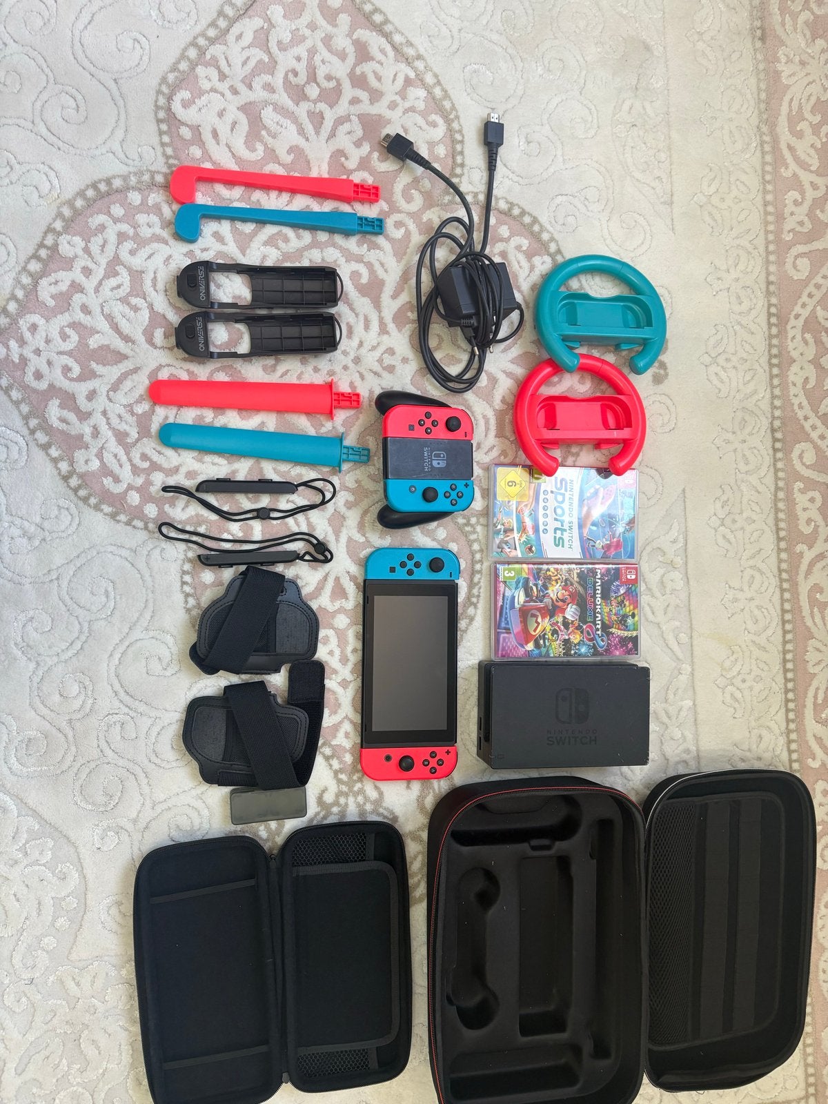 Nintendo Switch met accessoires en games, Met games, Met 2 controllers, Ophalen of Verzenden, Zo goed als nieuw