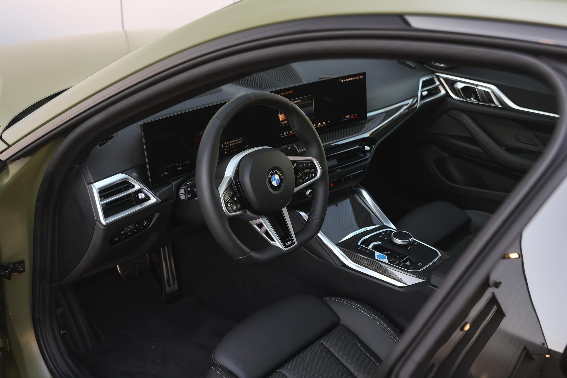 BMW i4 eDrive35 Gran Coupé M Sport / Schuif-kanteldak / Ada, Auto's, Dealer onderhouden, Achterwielaandrijving, Met garantie (alle)