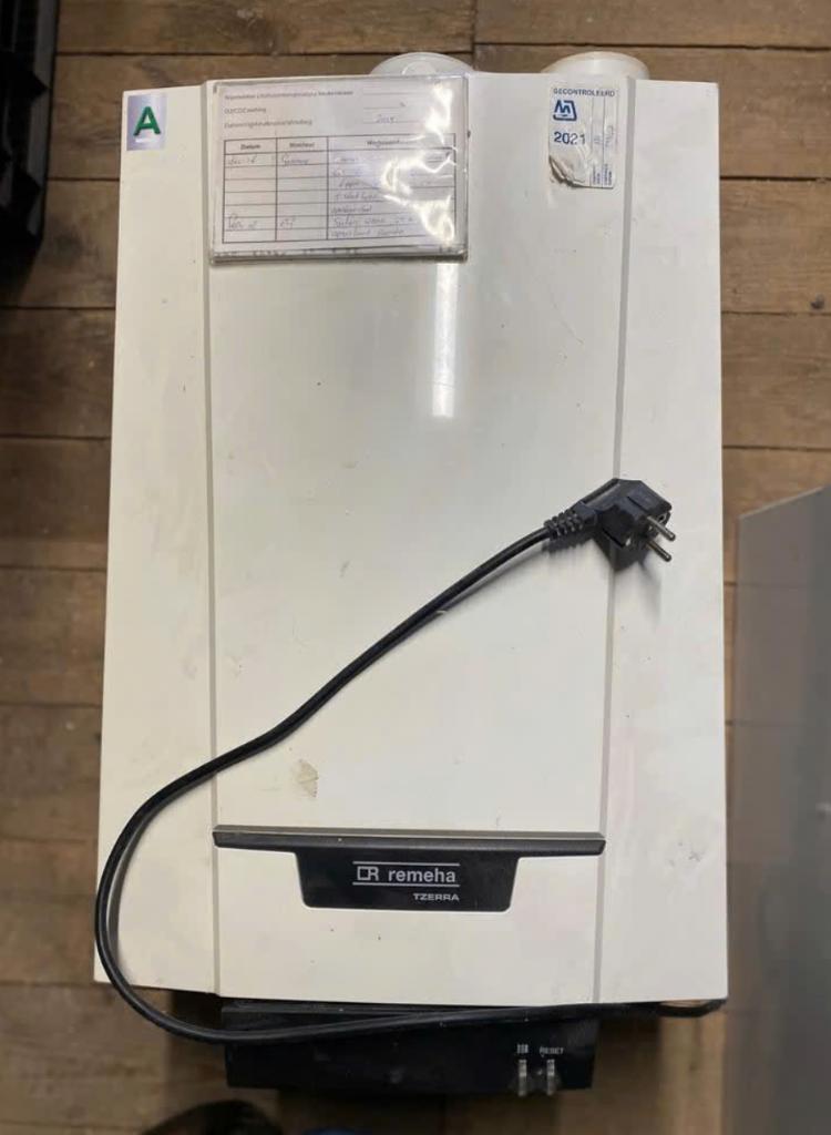 Remeha Tzerra M 39c, Ophalen, 30 tot 80 cm, Gebruikt, Cv-ketel of Combi-ketel