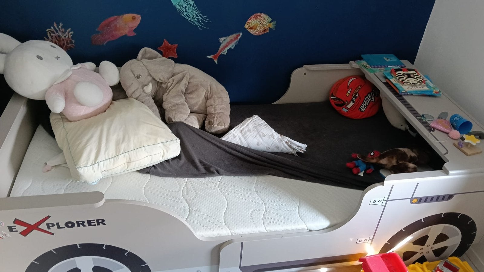 Kinderbed 'Explorer' - Zo goed als nieuw, 70 tot 85 cm, Ophalen of Verzenden, Zo goed als nieuw, Lattenbodem