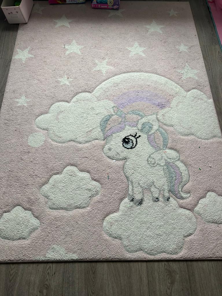 Leuk Unicorn vloerkleed 140x200, Huis en Inrichting, Stoffering | Tapijten en Kleden, Ophalen, Gebruikt, 100 tot 150 cm, 200 cm of meer