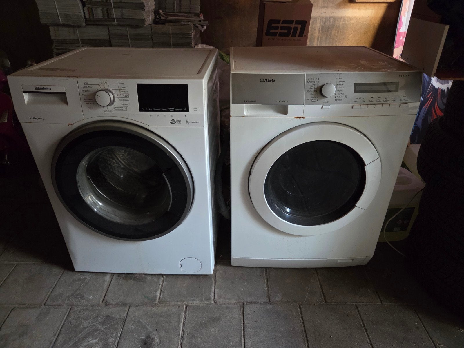 Wasmachine Blomberg en Aeg, voor onderdelen of reparatie, Ophalen, Voorlader, Niet werkend, 85 tot 90 cm