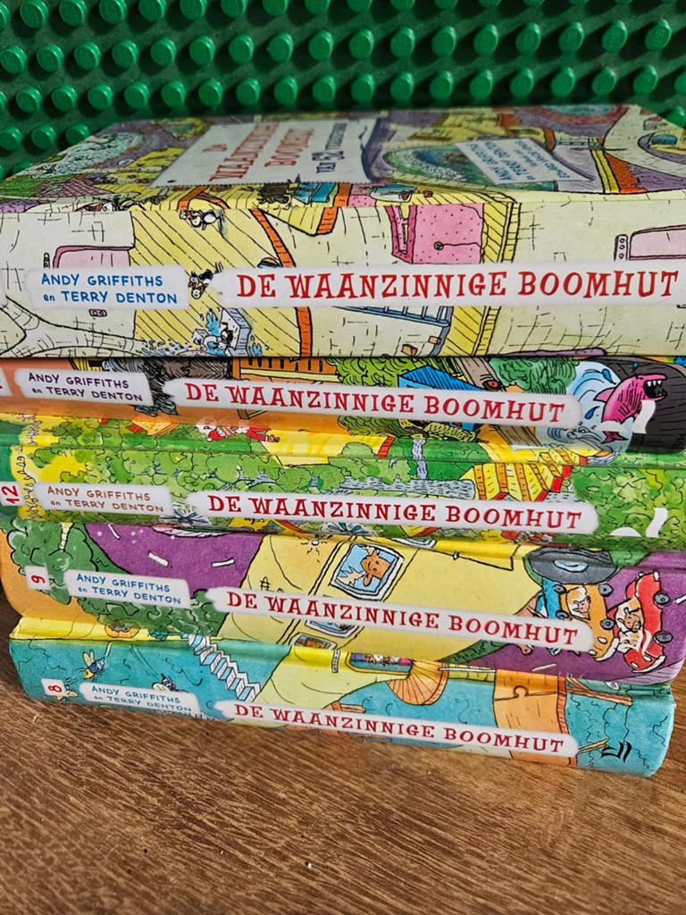 De Waanzinnige Boomhut serie - 5 boeken, Boeken, Ophalen, Gelezen, Andy Griffiths en Terry Denton, Fictie