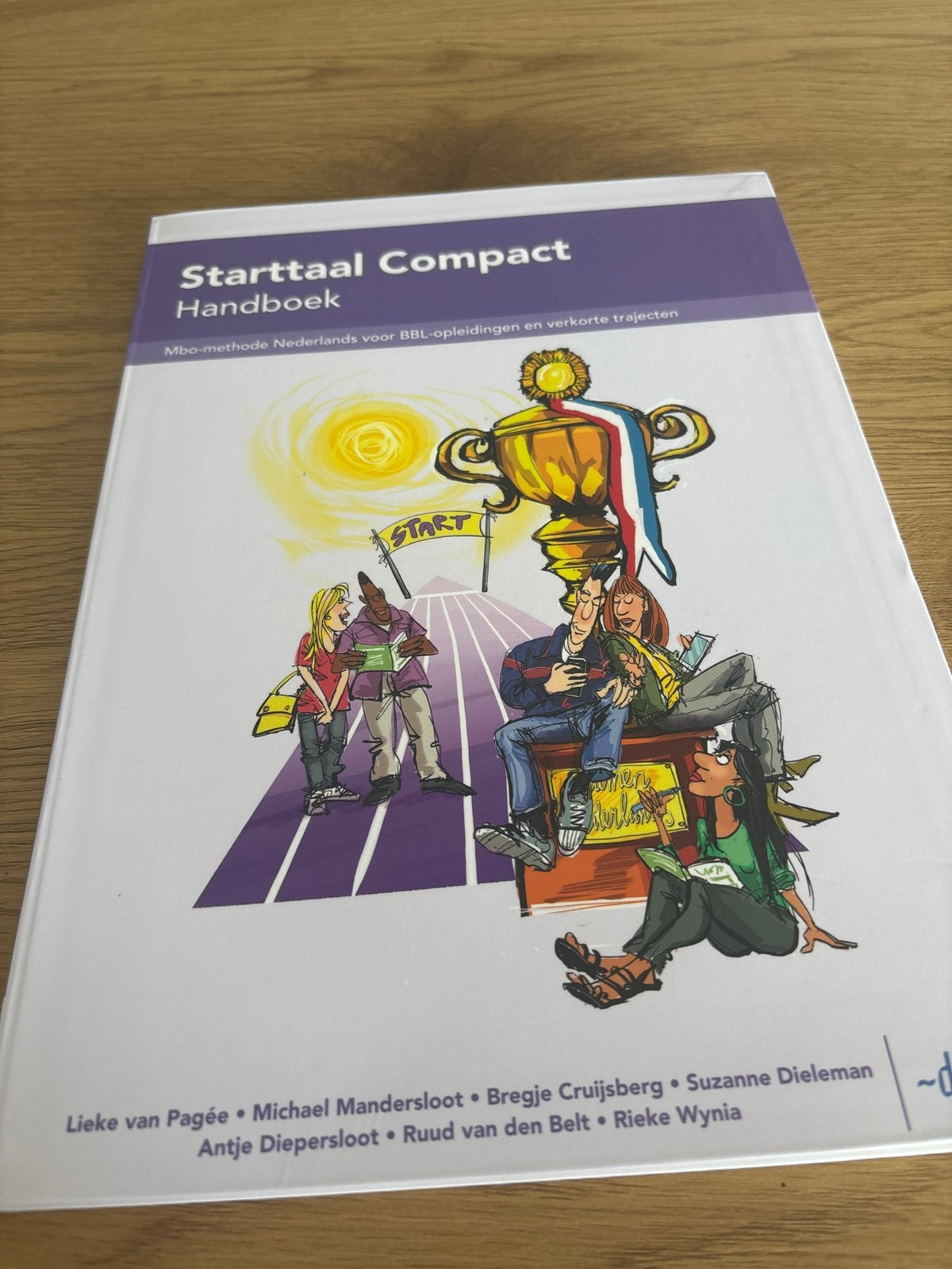 Starttaal Compact Handboek Nederlands MBO BBL, Ophalen of Verzenden, Zo goed als nieuw, Overige niveaus, Nederlands