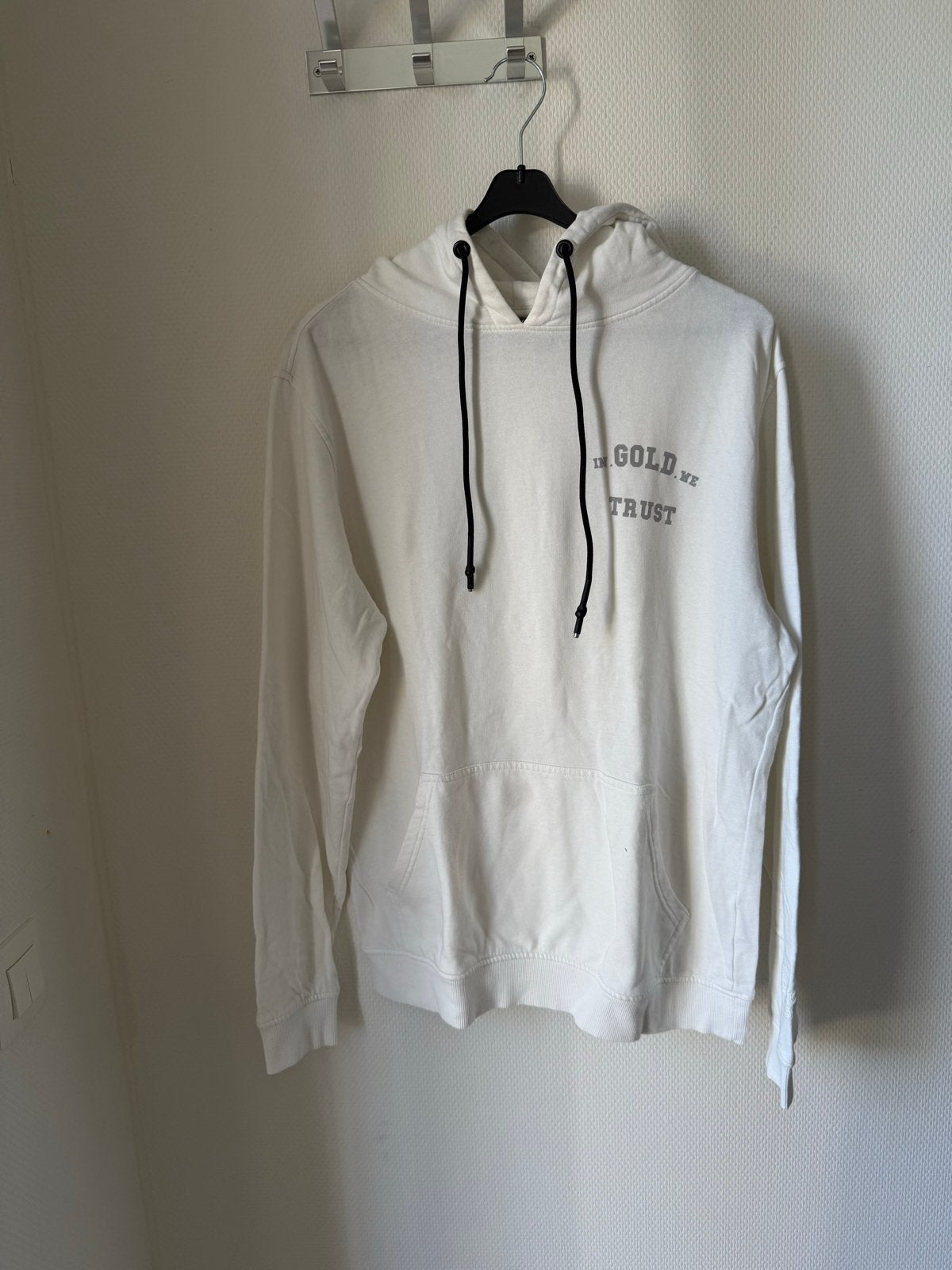 In Gold We Trust hoodie maat S, Kleding | Heren, Ophalen of Verzenden, Gedragen